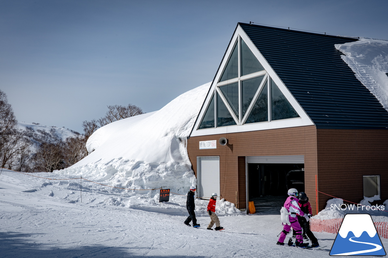 キロロリゾート｜今日の山頂積雪は「340cm」！ビシッと締まったロングコースで快適クルージングが楽しい１日♪